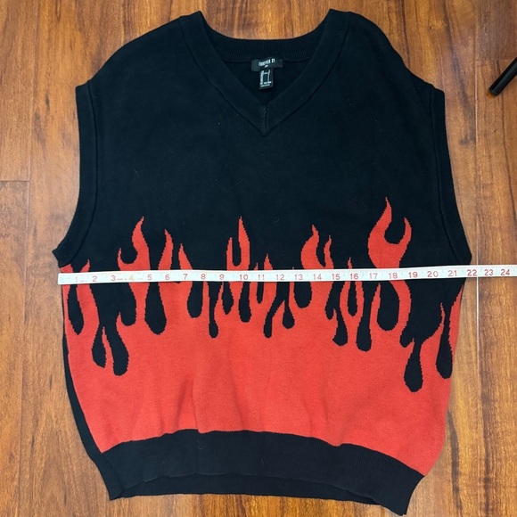 Forever 21 Vintage Flame Sweater Vest Size Large - Picture 4 of 5